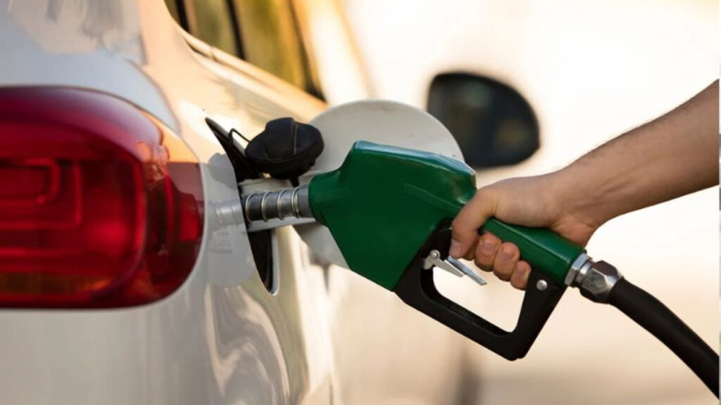 Más cara la gasolina: gobierno aumenta 5 pesos; gas se mantiene intacto mas-cara-la-gasolina:-gobierno-aumenta-5-pesos;-gas-se-mantiene-intacto