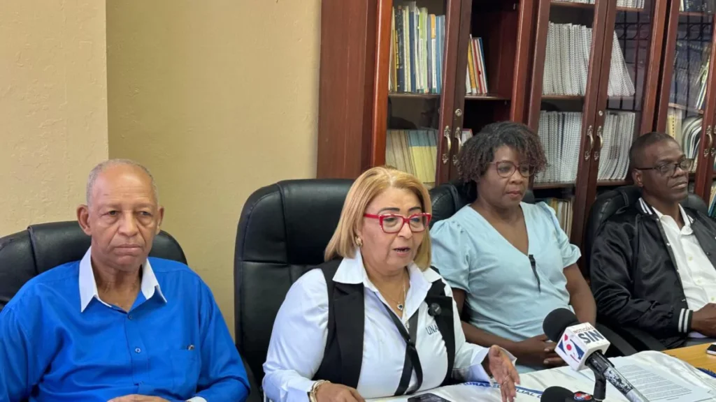 Enfermeras anuncian protesta frente al Palacio Nacional por incumplimiento laboral enfermeras-anuncian-protesta-frente-al-palacio-nacional-por-incumplimiento-laboral