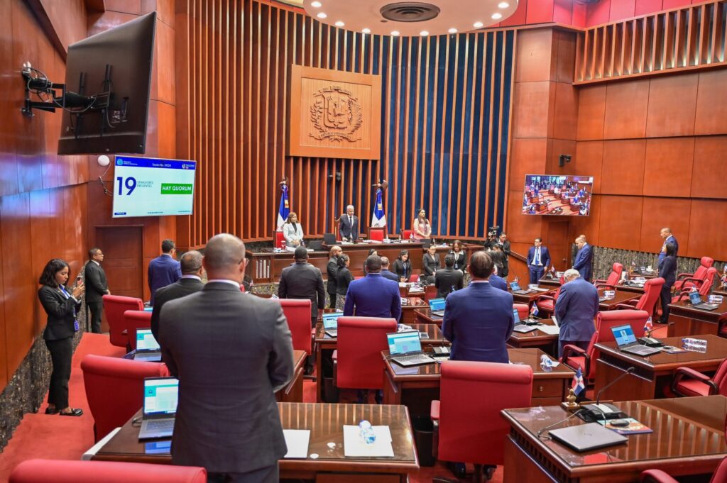 Senado aprueba ampliar a dos años vigencia de licencias de armas de fuego senado-aprueba-ampliar-a-dos-anos-vigencia-de-licencias-de-armas-de-fuego